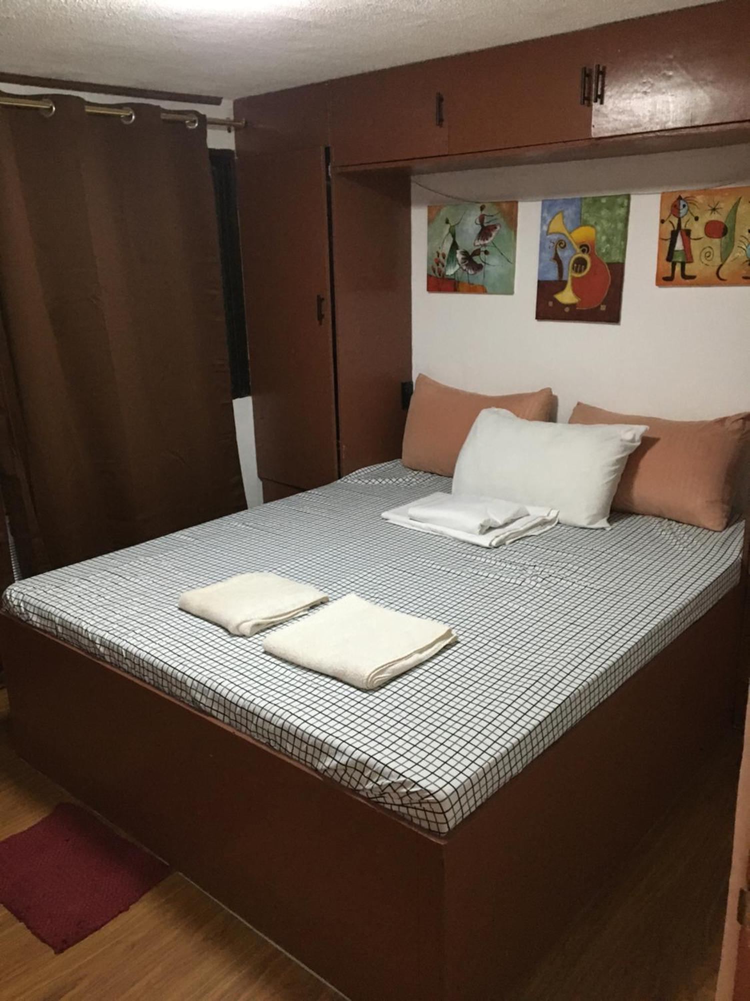 Stay In Manila, Cambridge Village Cainta Екстер'єр фото