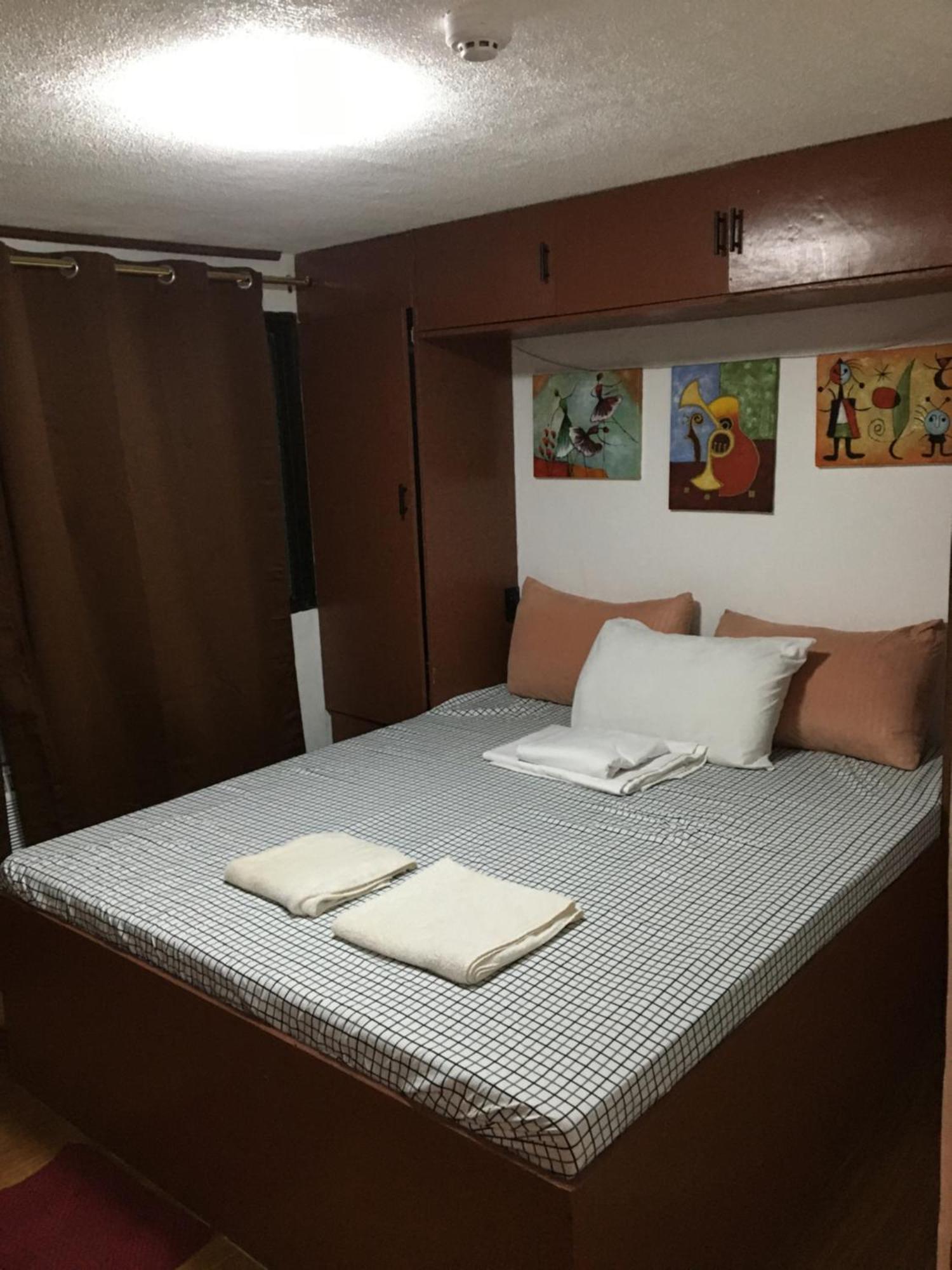 Stay In Manila, Cambridge Village Cainta Екстер'єр фото